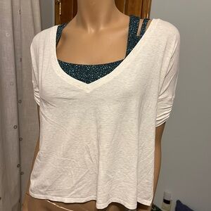 Lululemon t-shirt